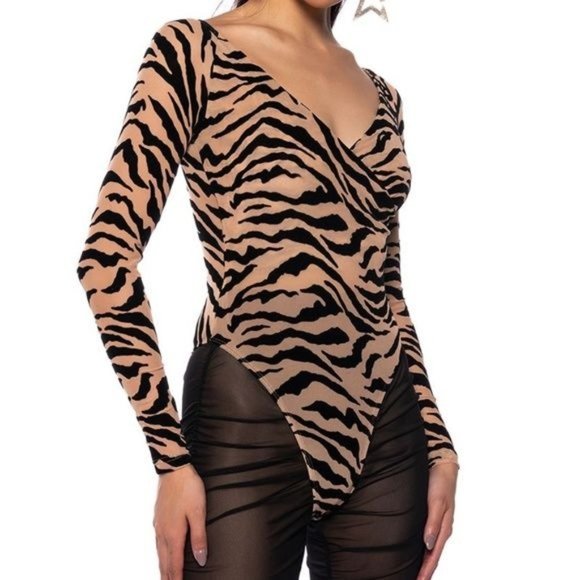 Xena in the Nude: Flocked & Sexy Long Sleeve Tiger Stripe Bodysuit - Picture 5 of 5